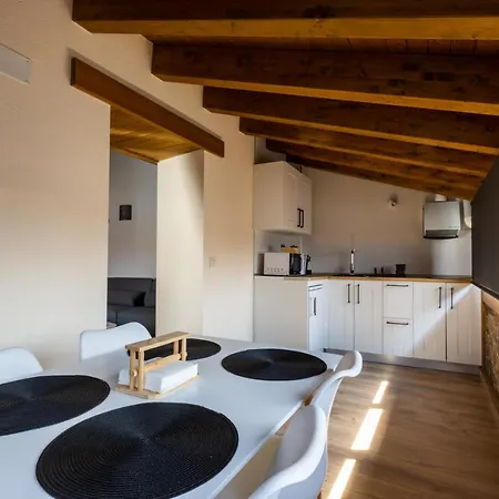 Turisticos La Casa Grande Apartment Arevalo