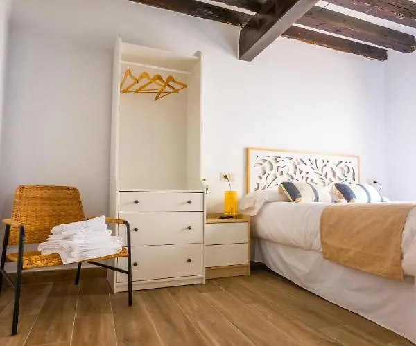 Turisticos La Casa Grande * Arévalo