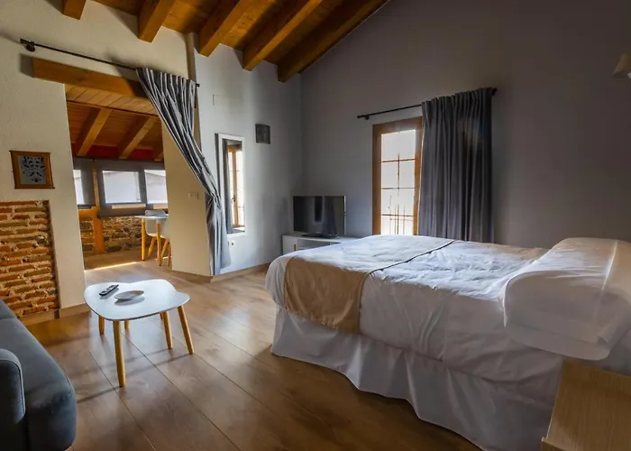 Turisticos La Casa Grande Arévalo